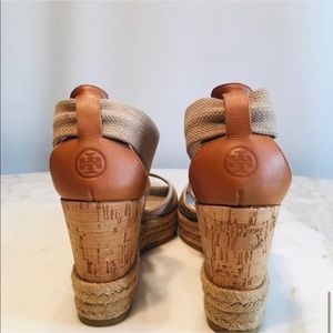 Tory burch wedges shoes